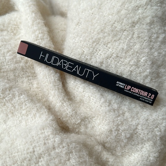 New HUDA lip contour 2.0 automatic matte lip pencil - Warm Brown - Picture 1 of 1
